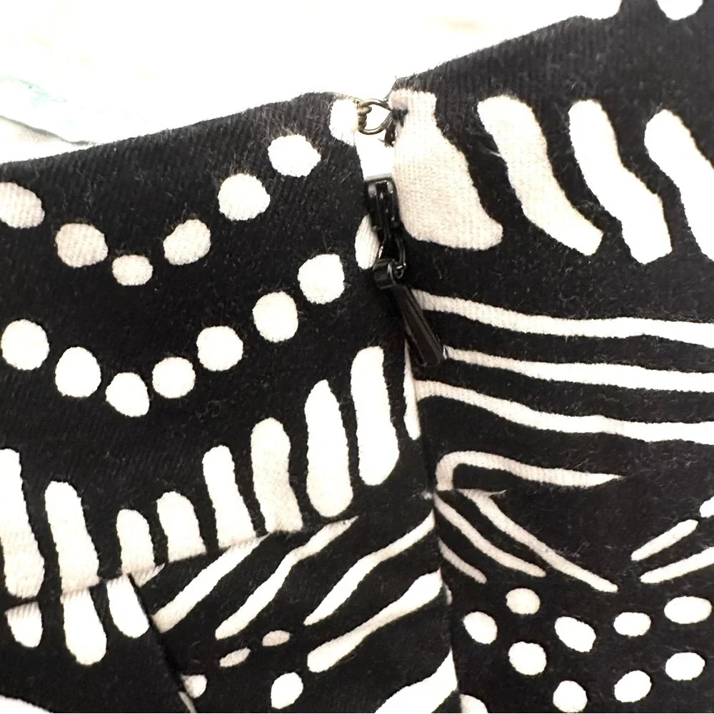 J. Crew Stretch Chino Shorts Black and White Tribal Stripes Size 6
